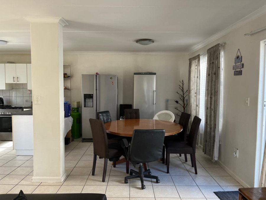  Bedroom Property for Sale in Ruyterwacht Western Cape